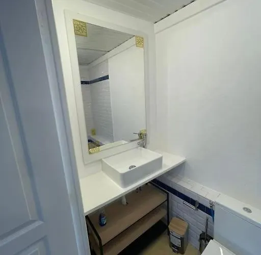 Pool & Chill 피에르피트 쉬르 센